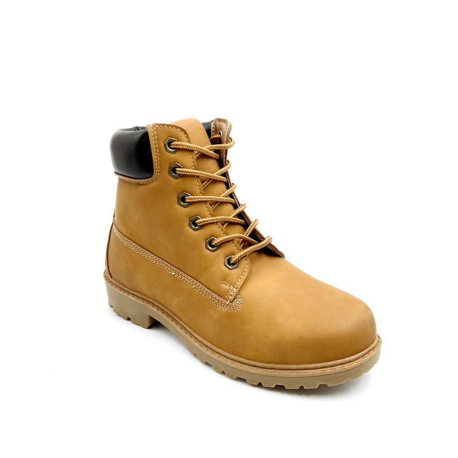 7930 Men’s outdoor shoes