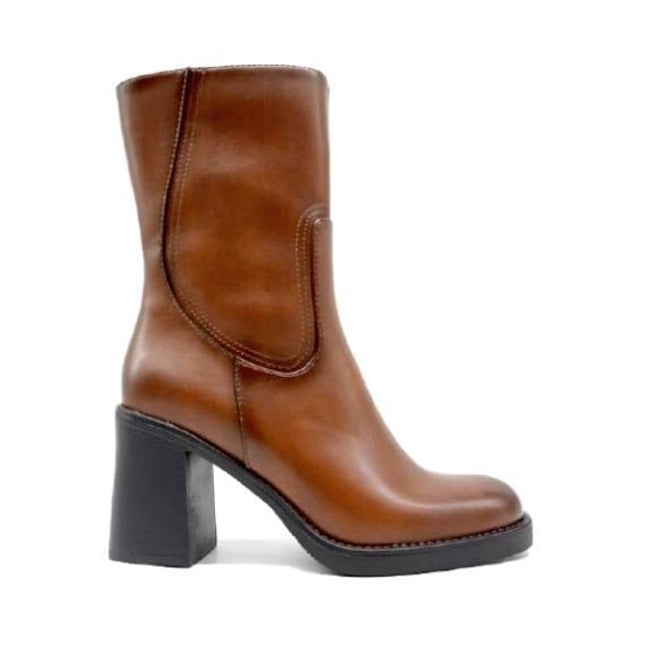 9002 Women’s boots