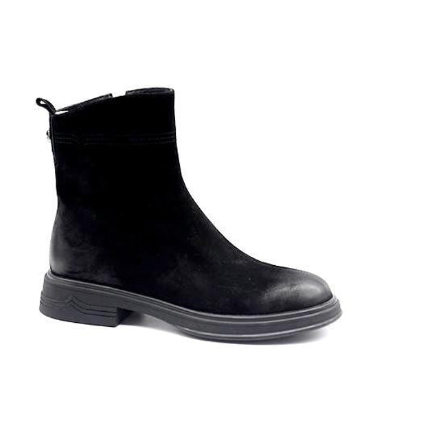 9005 Women’s boots